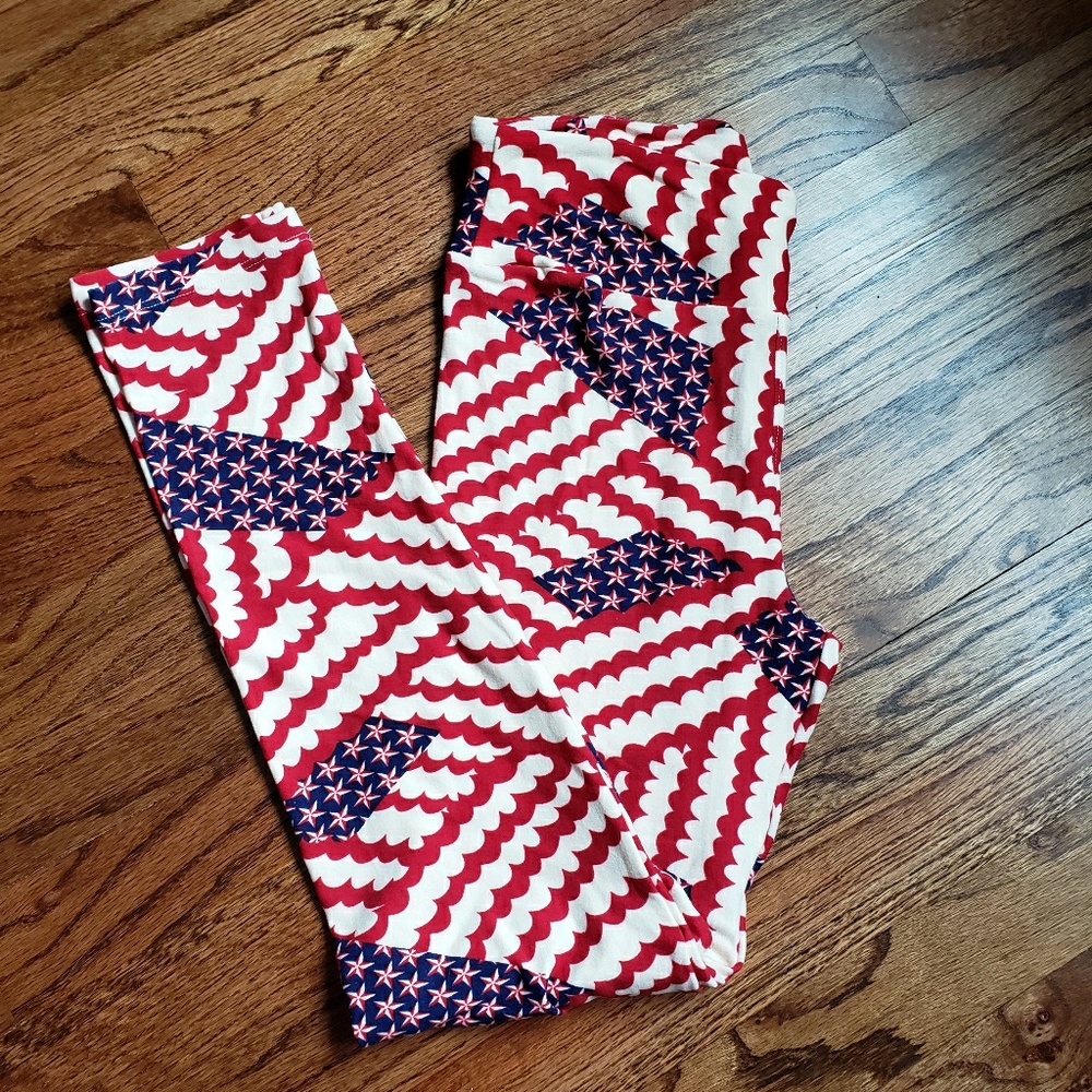 Lularoe OS patriotic leggings